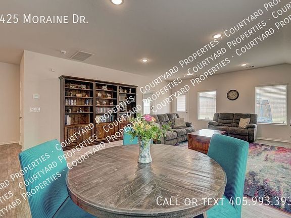 2nd image of 3425 Moraine Dr