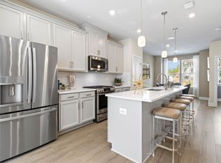 1939 Robin Hill Ln, Raleigh, NC 27610