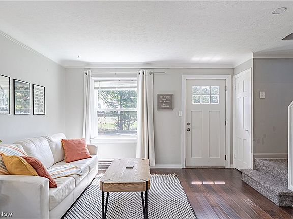 5th image of 14218 Viola Ave