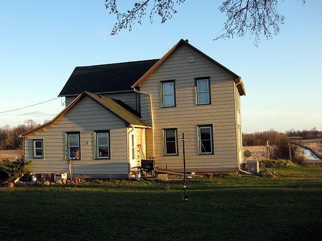 For Sale: 9138 Common Street SW, Winsted, MN 55395