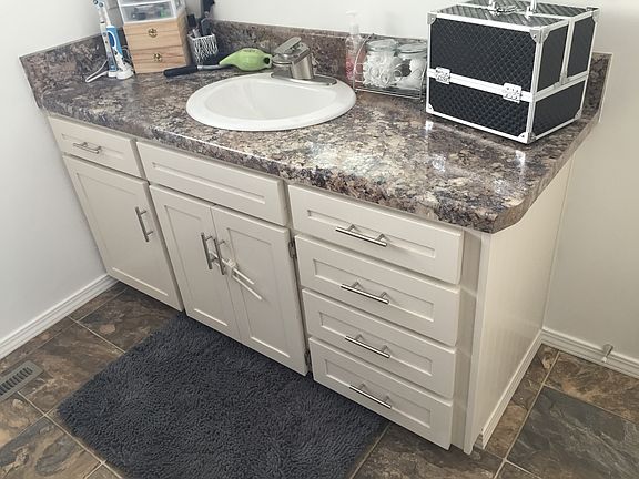 3rd image of 213 Teakwood Dr