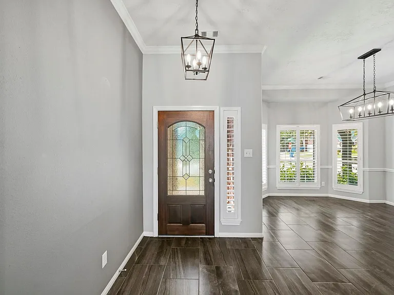 17126 Sheffield Knoll Ln — Photo 2
