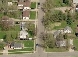 1123 Cloverlawn Dr, Pontiac, MI 48340