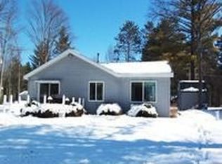 5128 Paradise Dr, Beaverton, MI 48612