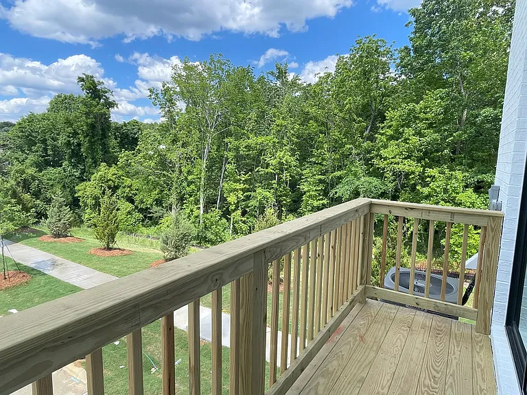 5005 Layman Dr — Photo 25