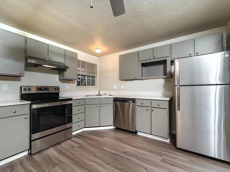 1 Bed 1 Bath Standard - 750 Sq Ft 1 Bed 1 Bath Standard - 750 Sq Ft