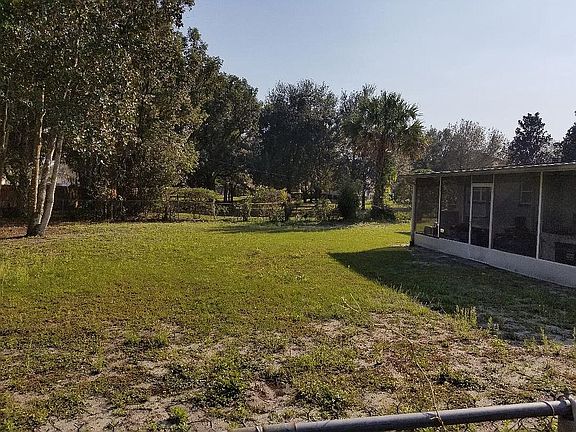 2nd image of 1070 Oaks Blvd