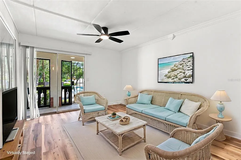 1 bed, 1.0 bath, 550 sqft, $1,600 — Photo 3