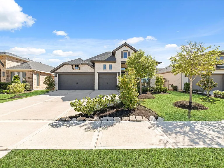 31215 Crescent Hill Dr — Photo 3