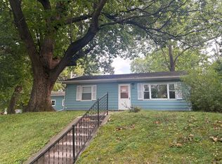 1208 N 4th St, Ames, IA 50010