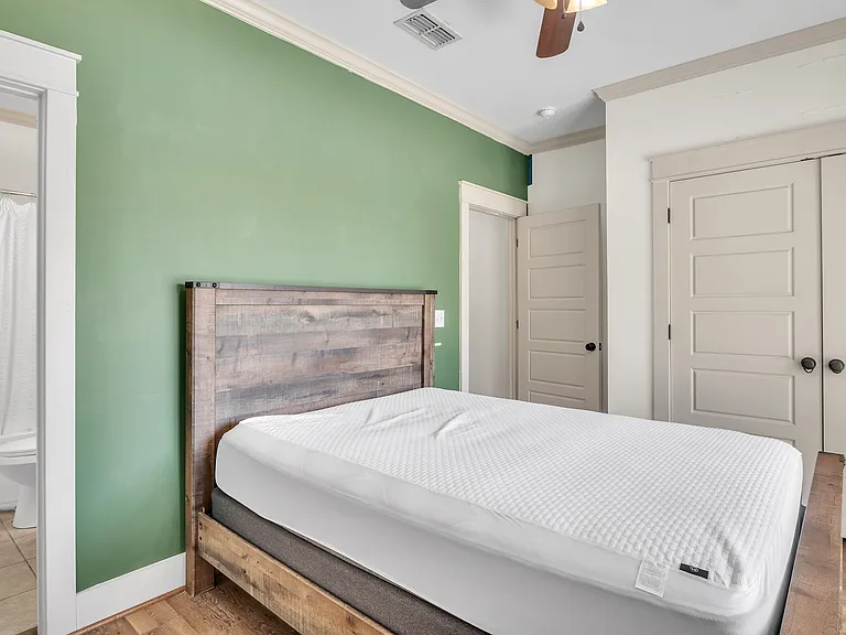 103 Creekside Cv — Photo 16