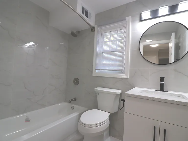 387 Gilbert St — Photo 3