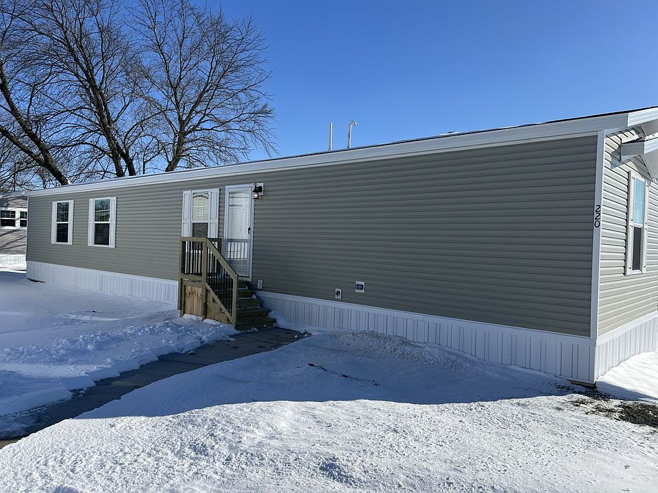 1st image of 646 W Elm Ave #220