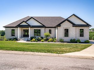 37 Landsdown Ct, Fisherville, KY 40023