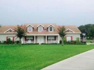 23000 Oak Prairie Cir, Sorrento, FL 32776