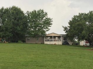 7702 Rocky Meadow Ln, Corryton, TN 37721