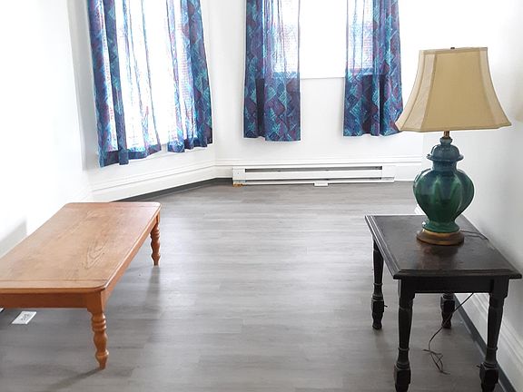 3rd image of 111 N Liberty St #1
