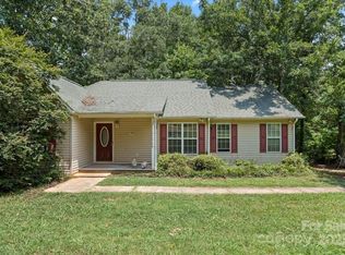 4524 Echols Dr, Sharon, SC 29742