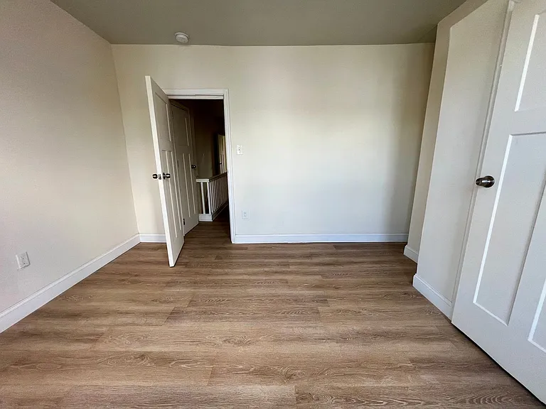124 E Wishart St — Photo 12