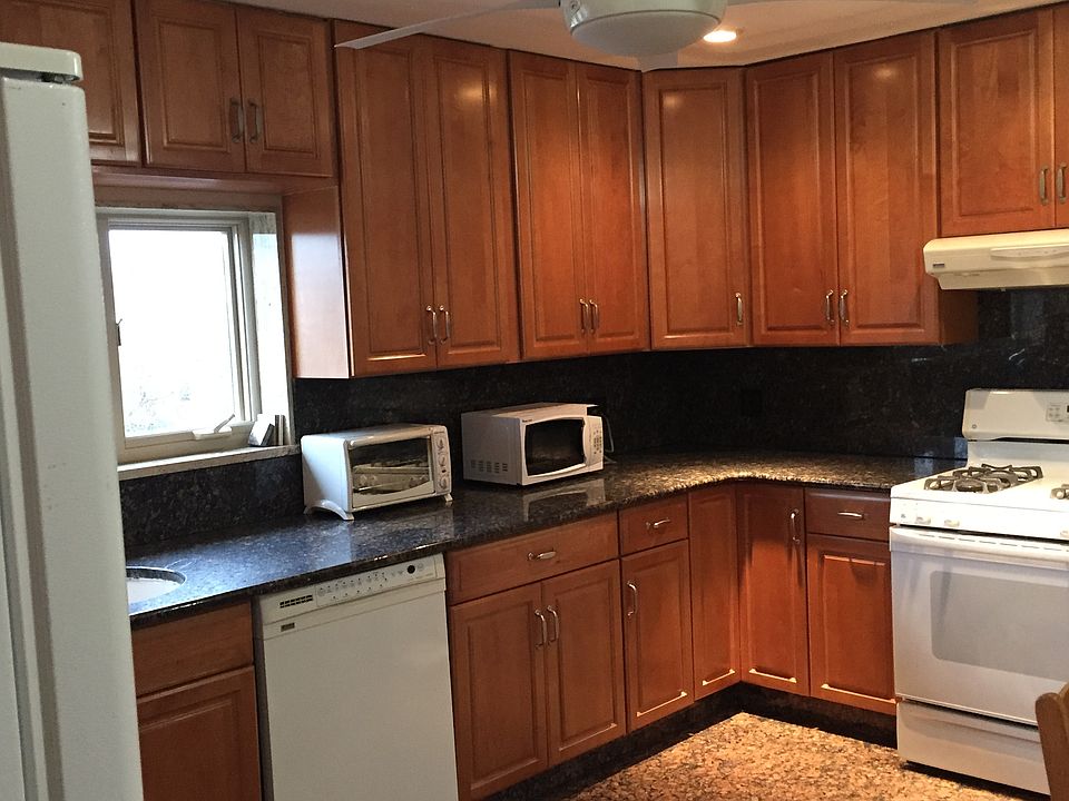 1st image of 2614 Utopia Pkwy #2FL