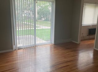 8860 N Western Ave #1, Des Plaines, IL 60016