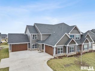 3055 Shanes Way, Bettendorf, IA 52722