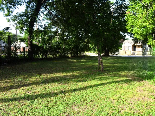 4904 Colonial Ave, Dallas, TX 75215
