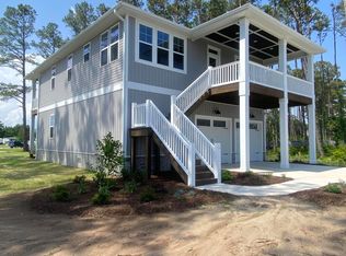 126 Lowery Ln, Swansboro, NC 28584