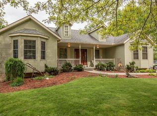 7000 Lakehill Dr SW, Navarre, OH 44662