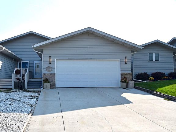 2nd image of 4311 Sandwedge Dr