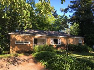 1204 Davis St, Conway, AR 72034