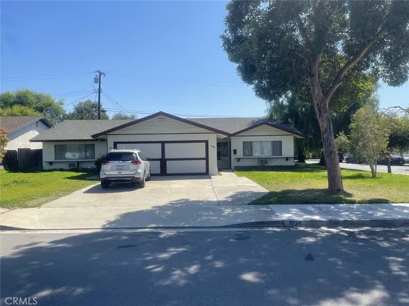 1924 Bobolink Way, Pomona, CA 91767