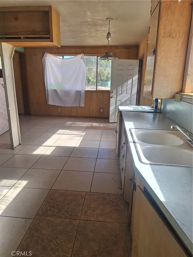2 bed, 1.5 bath, 900 sqft, $1,500 — Photo 4