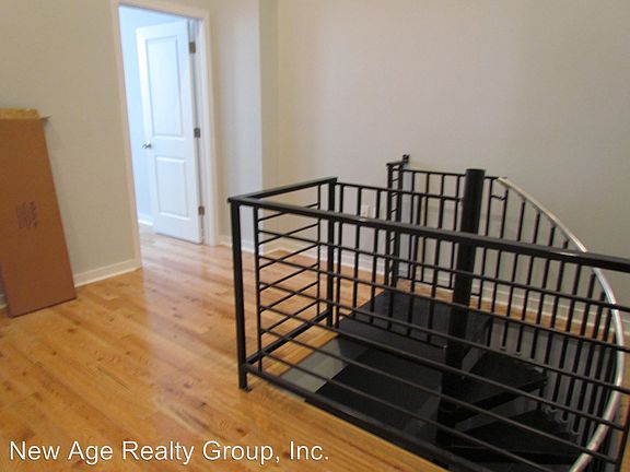 4th image of 2221 S Broad St Fl 1