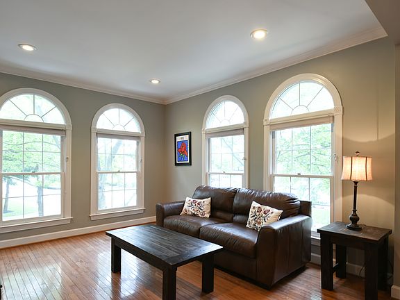 2nd image of 4198 Lord Culpeper Ln