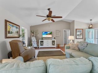 698 Fischer Dr, Sebastian, FL 32958