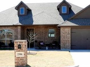 2306 Briarwood Dr, Bridgeport, TX 76426
