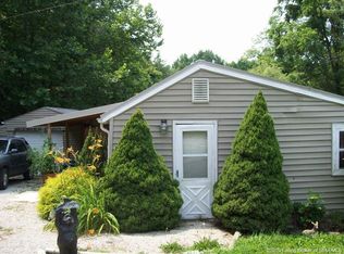 8045 Malinee Ott Rd NE, Georgetown, IN 47122