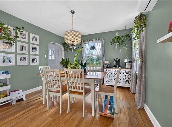 3rd image of 503 Beverly Dr