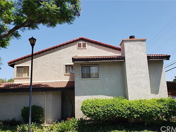 2nd image of 11864 Los Alisos Cir