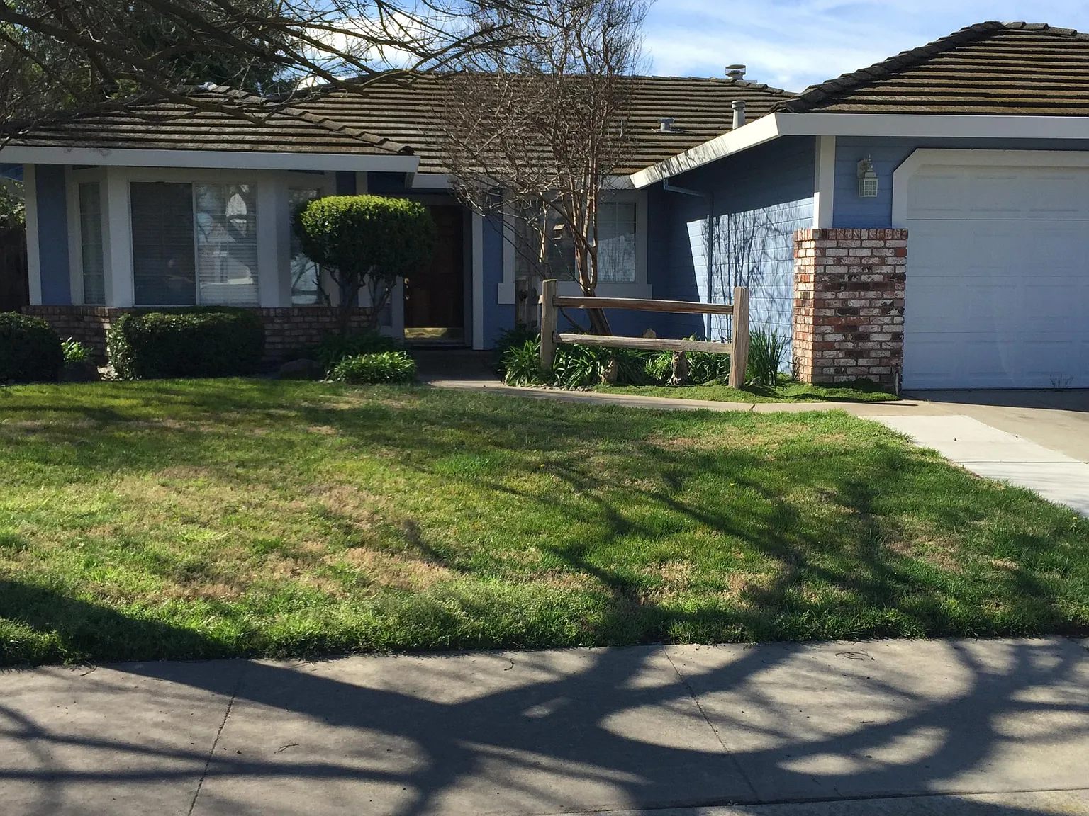 3 bed, 1630 sqft, $2,600 — Photo 1