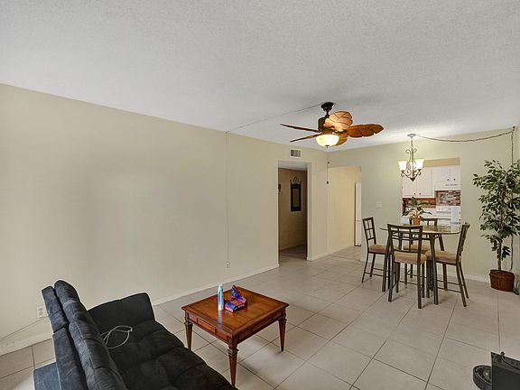 5th image of 4121 NW 88th Avenue #102