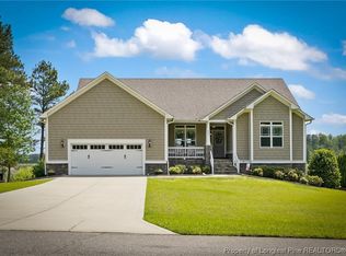 899 Seagull Dr, Vass, NC 28394