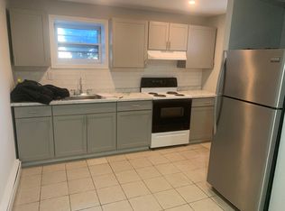 40 Eldridge St #2B, Brentwood, NY 11717