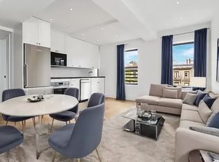 207 E 4th St APT 4, New York, NY 10009
