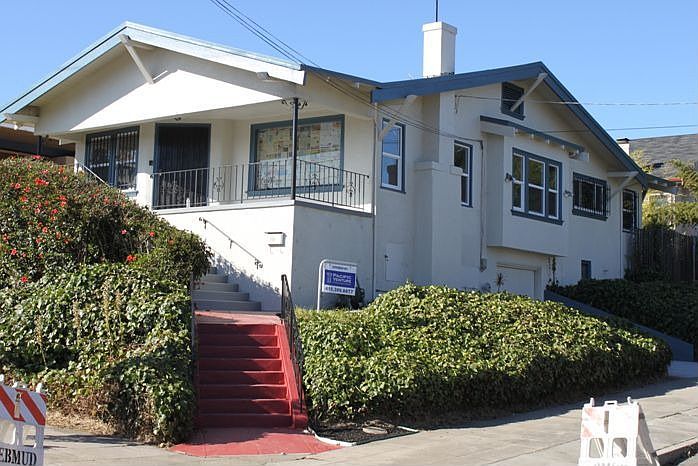 5240 Trask St Oakland CA 94601 Zillow