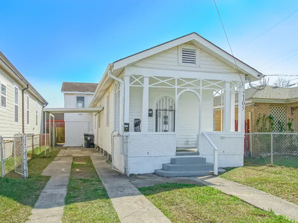 2107 Clouet St #A, New Orleans, LA 70117
