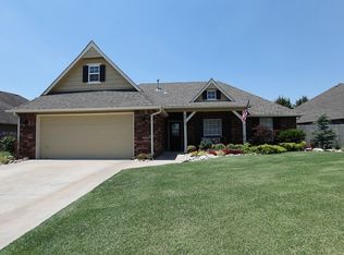 8812 N 127th Ave E, Owasso, OK 74055
