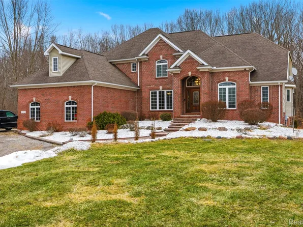 65690 North Ave, Ray, MI 48096