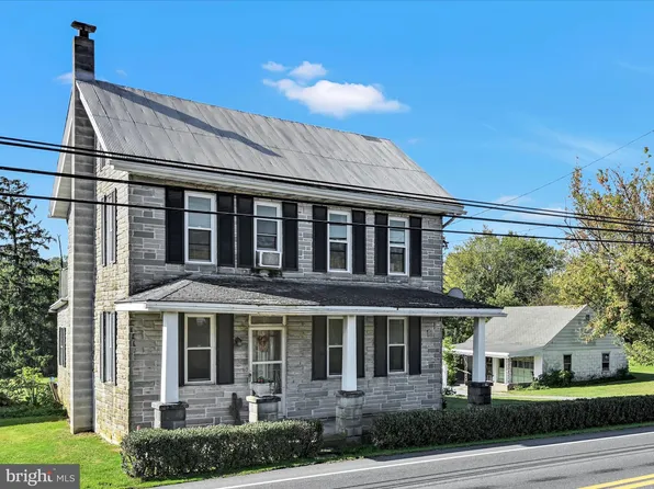 2135 Heidelberg Ave, Newmanstown, PA 17073